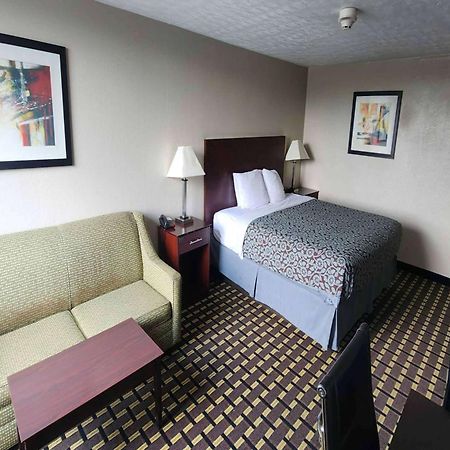 Days Inn By Wyndham Fort Wright Cincinnati Area Kültér fotó