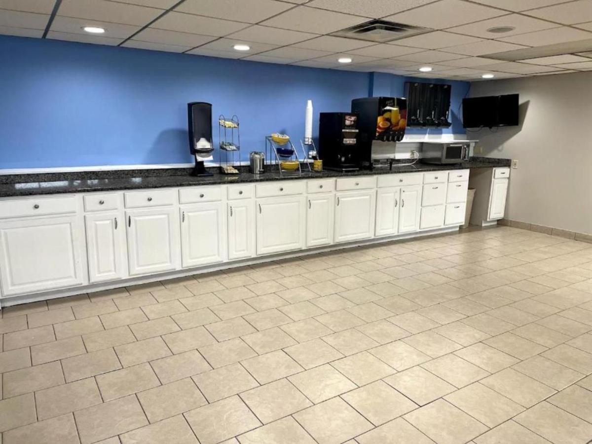 Days Inn By Wyndham Fort Wright Cincinnati Area Kültér fotó