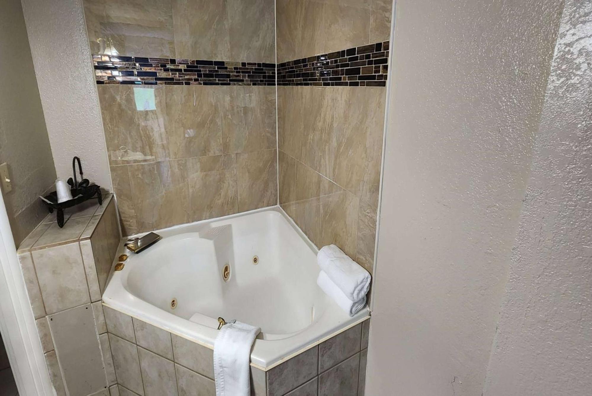 Days Inn By Wyndham Fort Wright Cincinnati Area Kültér fotó