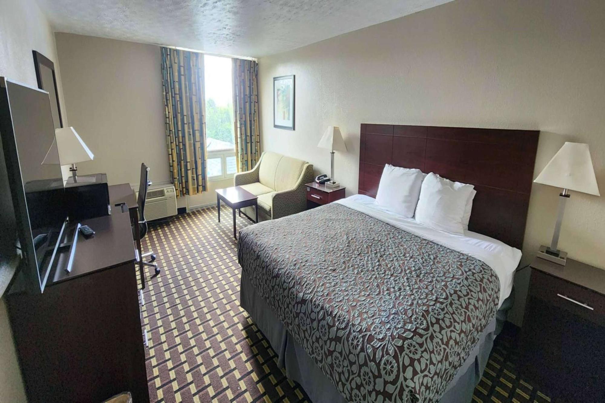 Days Inn By Wyndham Fort Wright Cincinnati Area Kültér fotó