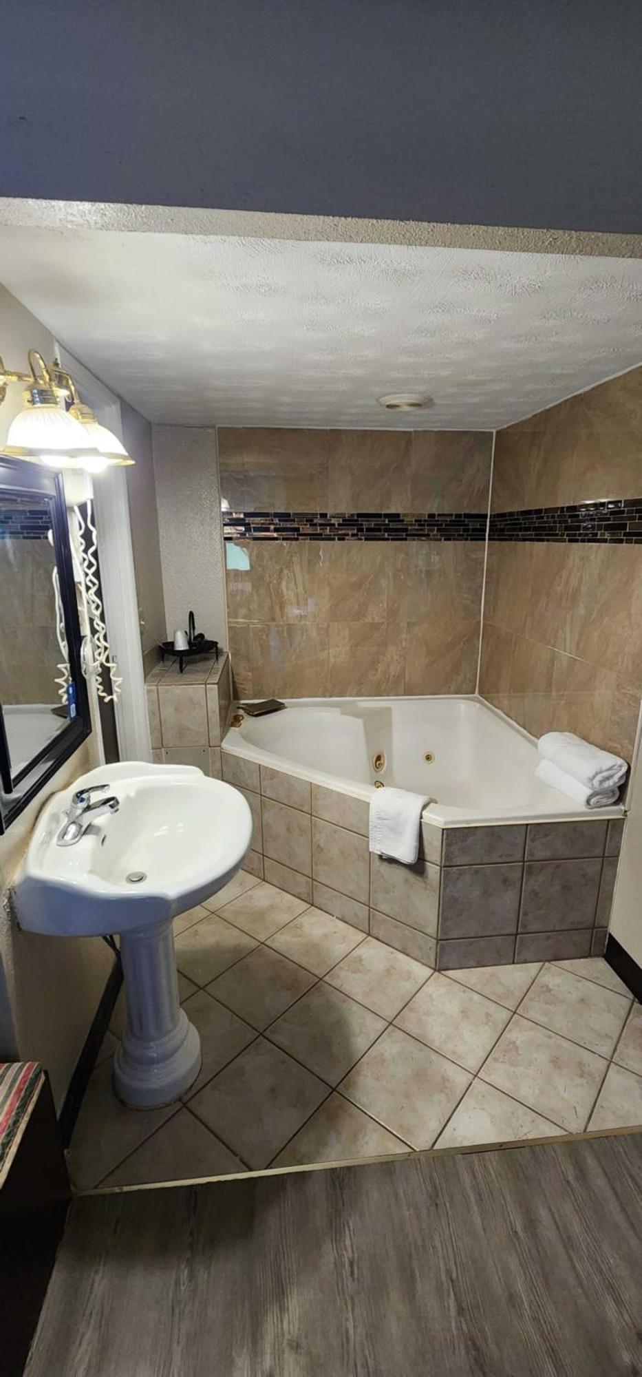 Days Inn By Wyndham Fort Wright Cincinnati Area Kültér fotó